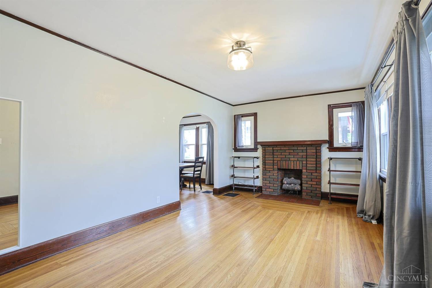 5719 Lester Road Cincinnati, OH 45213 - Photo 8 of 29