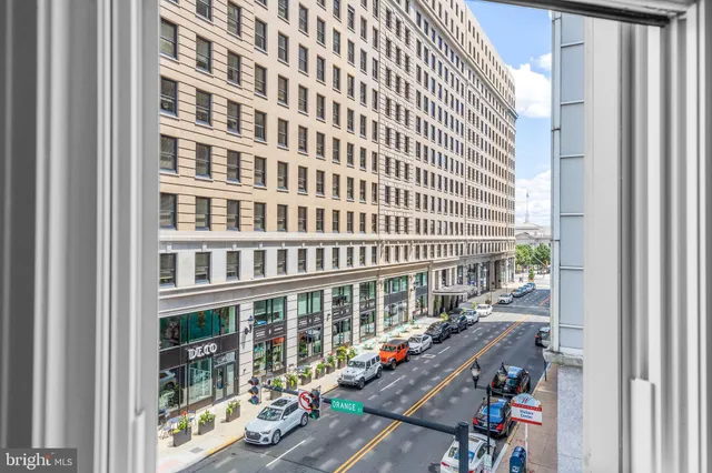 $1,595 | 200 West 10th Street, Unit 302, Wilmington, DE 19801