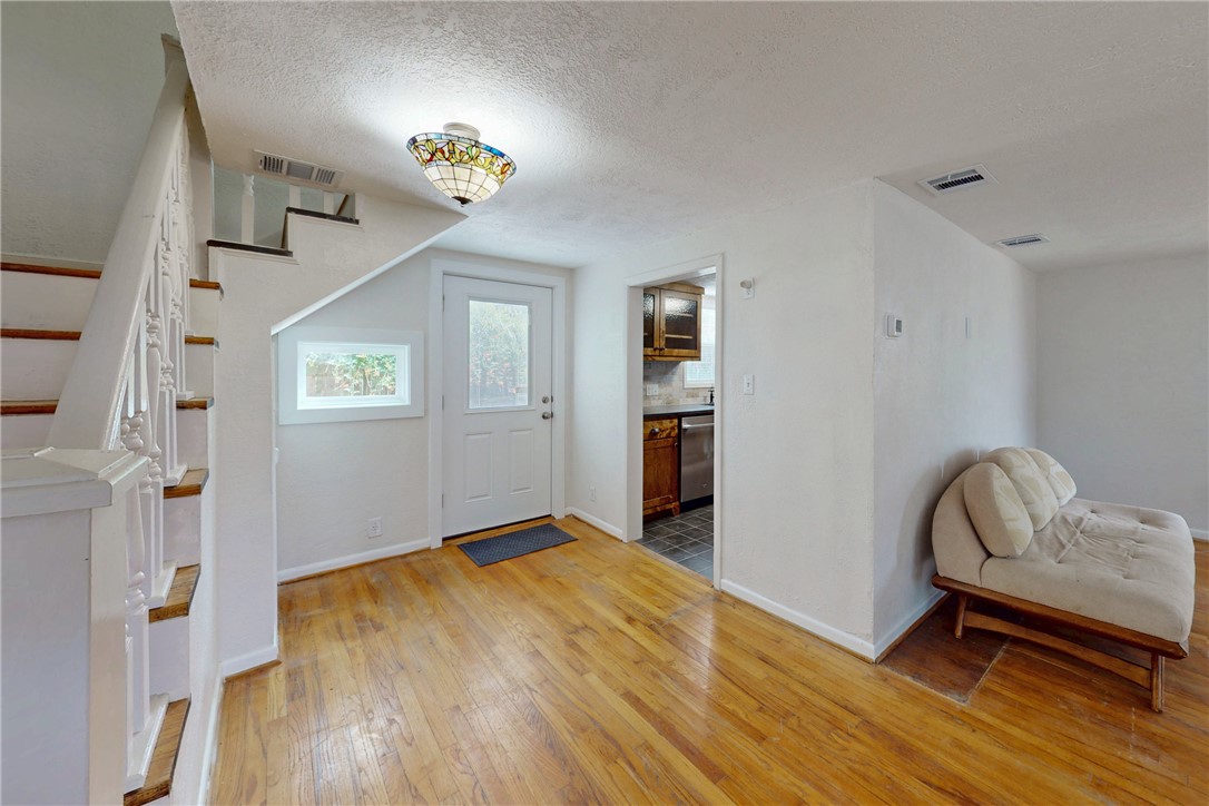 511 Homestead Street Bryan, TX 77803 - Photo 11 of 46 Gallery Image 11
