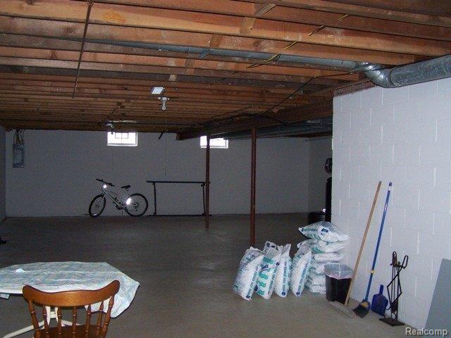 12585 Holtforth Road Fenton, MI 48430 - Photo 23 of 24 Holtforth 12585 Basement.JPG