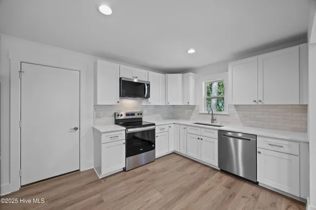 $449,000 | 708 Bonham Avenue, Wilmington, NC 28403