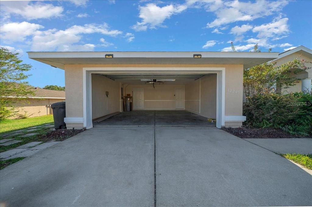 12205 Southeast 100th Court Belleview, FL 34420 - Photo 2 of 73