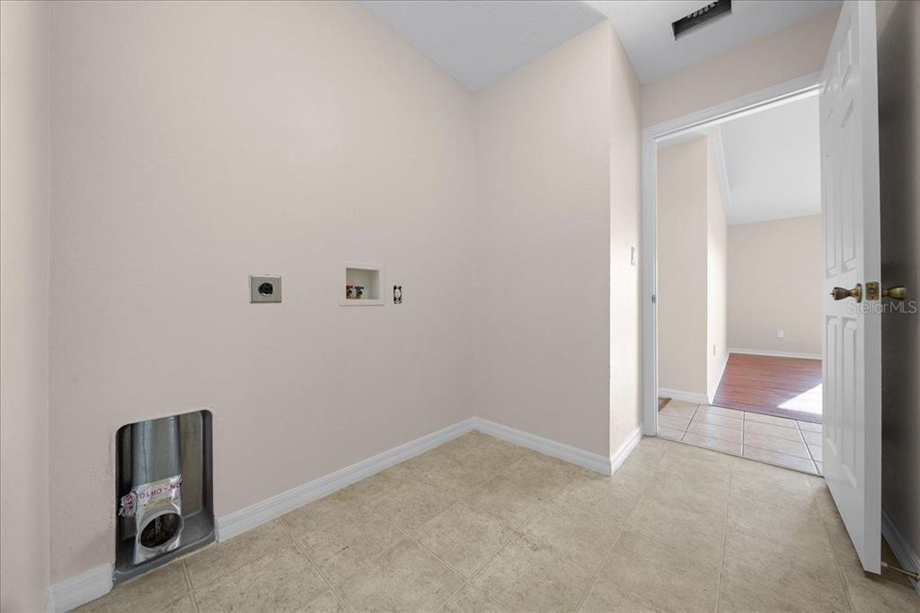 12205 Southeast 100th Court Belleview, FL 34420 - Photo 44 of 73