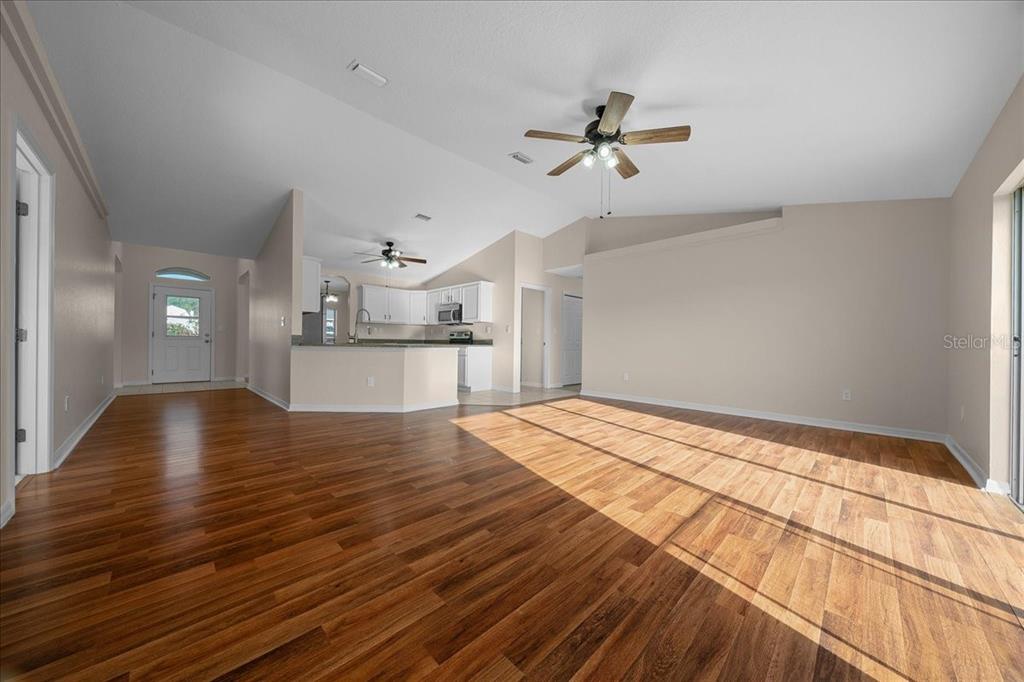 12205 Southeast 100th Court Belleview, FL 34420 - Photo 48 of 73