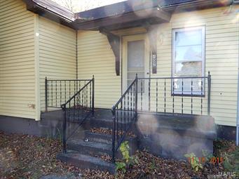 402 Prairie Street Raymond, IL 62560 - Photo 3 of 23 Gallery Image 3