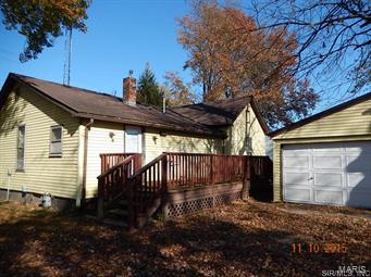 402 Prairie Street Raymond, IL 62560 - Photo 4 of 23 Gallery Image 4