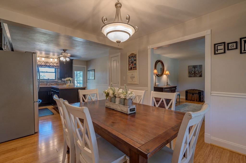 5228 Sundance Road Salem, VA 24153 - Photo 3 of 38 Open kitchen/dining room