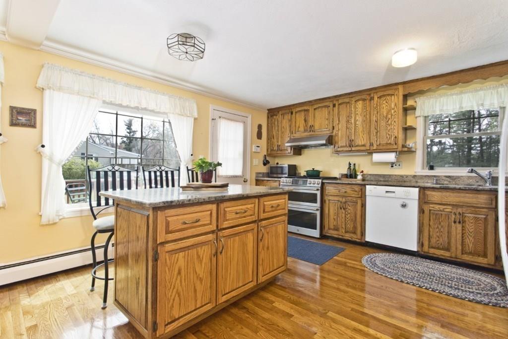 38 Edgemere Road Lynnfield, MA 01940 - Photo 21 of 42 Gallery Image 21