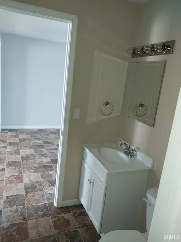 $950 | 127 West Jackson Street, Unit 22, Galveston, IN 46932
