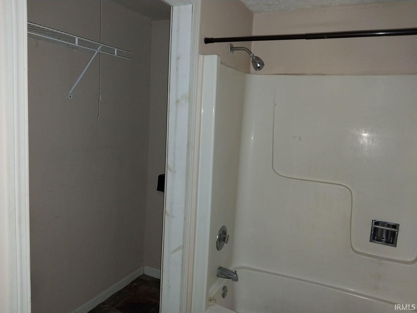 127 West Jackson Street, Unit 22 22 Galveston, IN 46932 - Photo 7 of 13