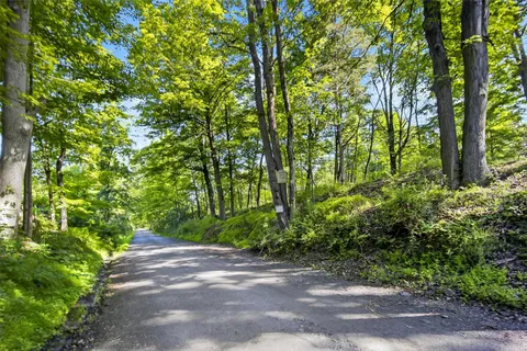 $834,000 | 172 Shields Road, Red Hook, NY 12571