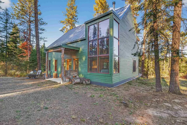 $980,000 | 1005-1009 Williams Lane, Deary, ID 83823