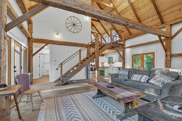 $980,000 | 1005-1009 Williams Lane, Deary, ID 83823