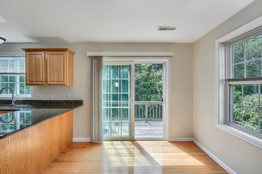 262 Littleton Road, Unit 40 Chelmsford, MA 01824 - Photo 11 of 31