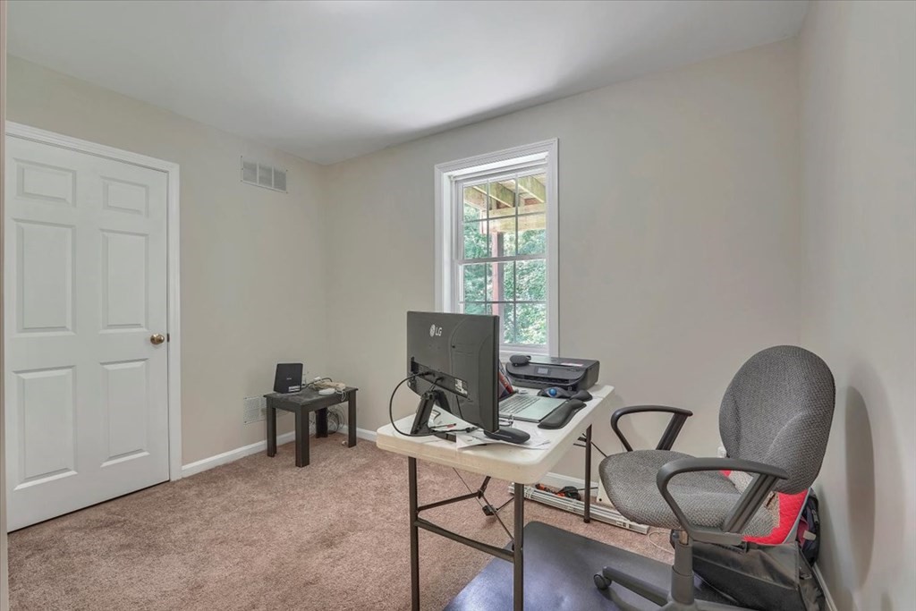 262 Littleton Road, Unit 40 Chelmsford, MA 01824 - Photo 23 of 31