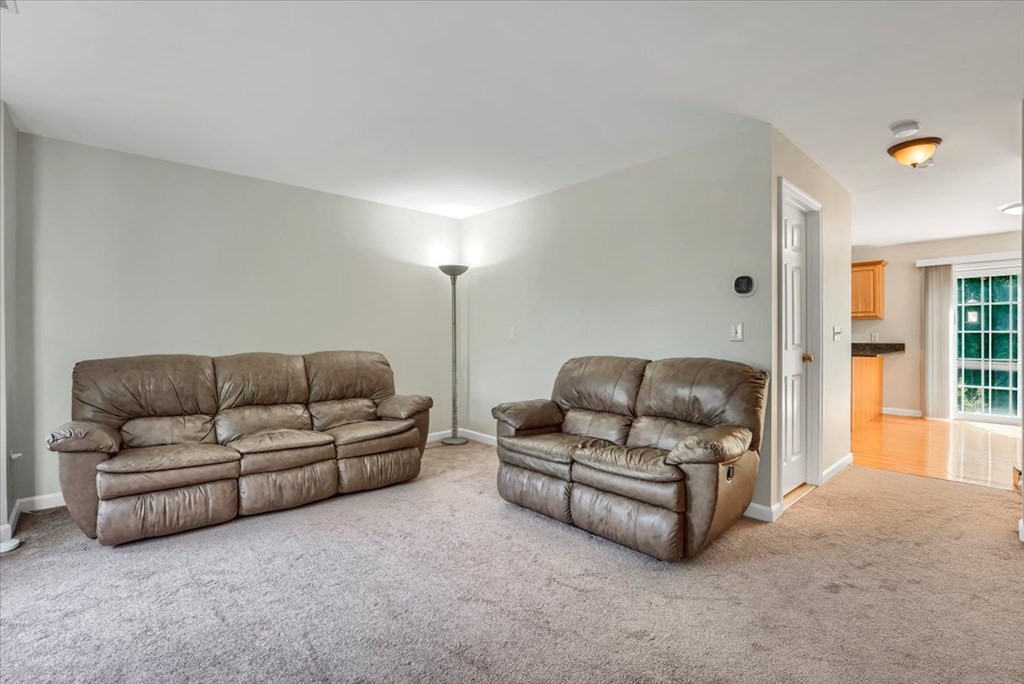 262 Littleton Road, Unit 40 Chelmsford, MA 01824 - Photo 6 of 31