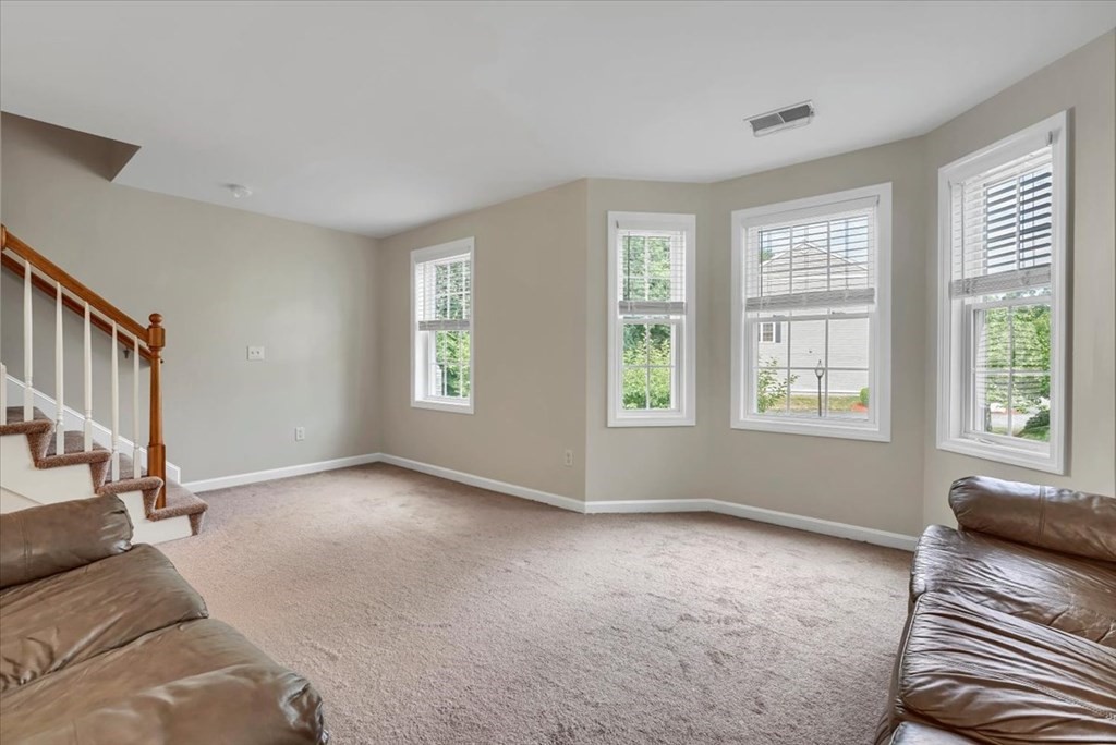262 Littleton Road, Unit 40 Chelmsford, MA 01824 - Photo 8 of 31