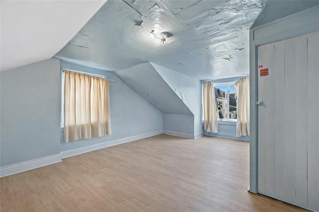 352 39th Street Pittsburgh, PA 15201 - Photo 17 of 26