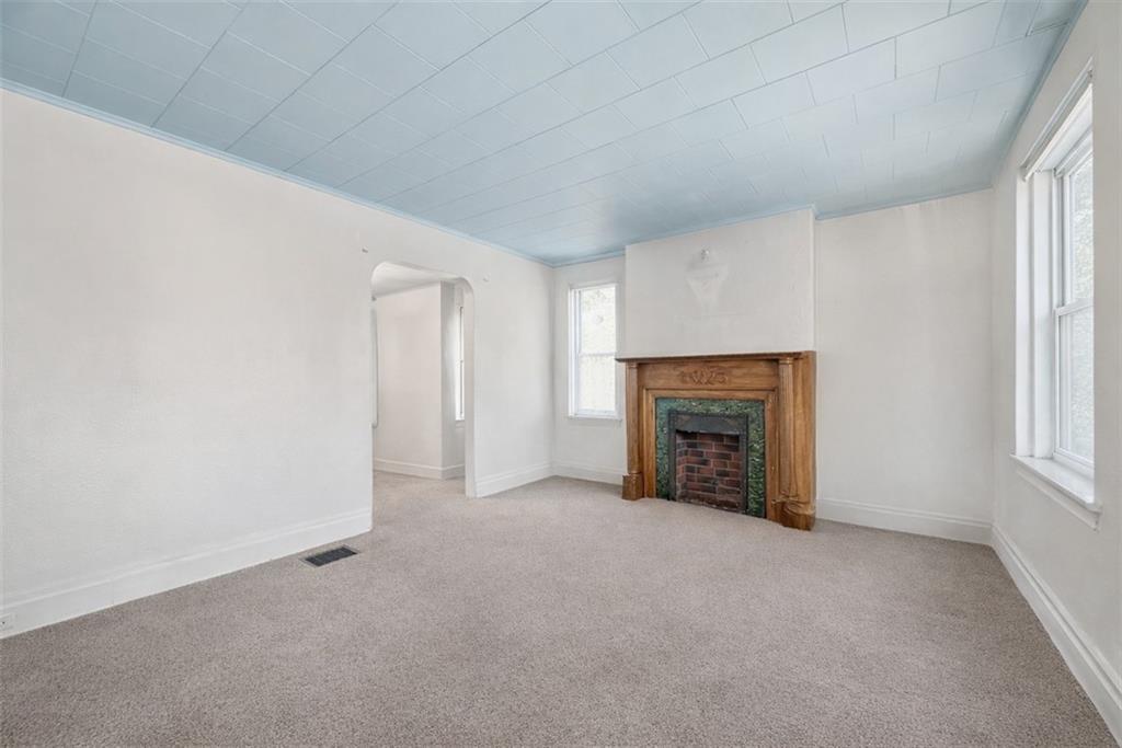 352 39th Street Pittsburgh, PA 15201 - Photo 3 of 26