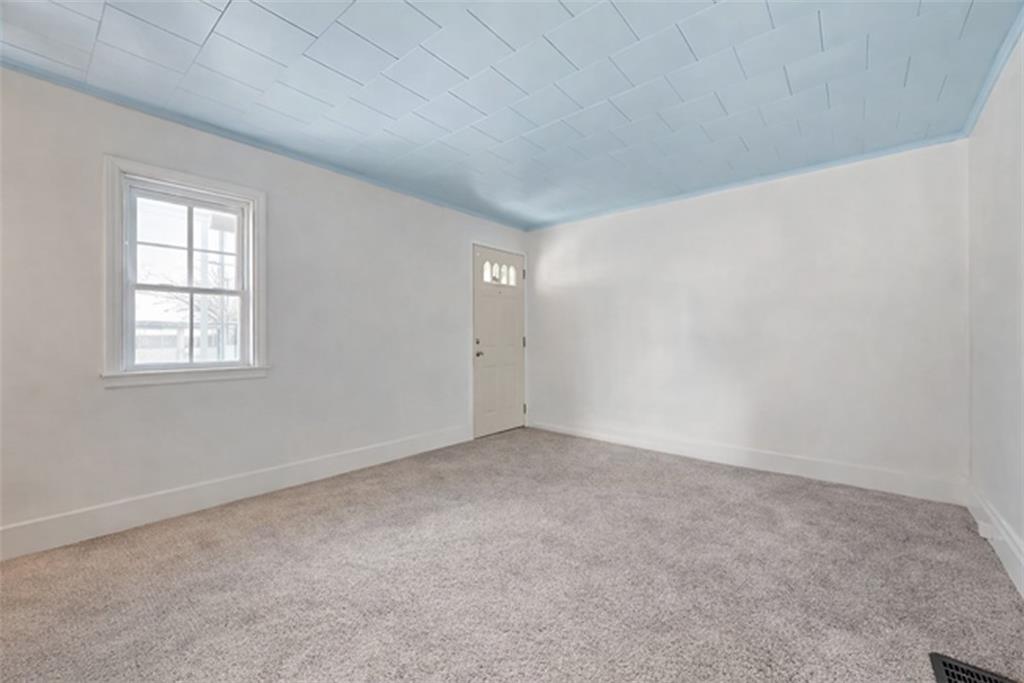 352 39th Street Pittsburgh, PA 15201 - Photo 4 of 26