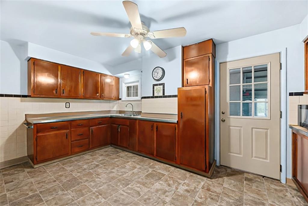 352 39th Street Pittsburgh, PA 15201 - Photo 8 of 26