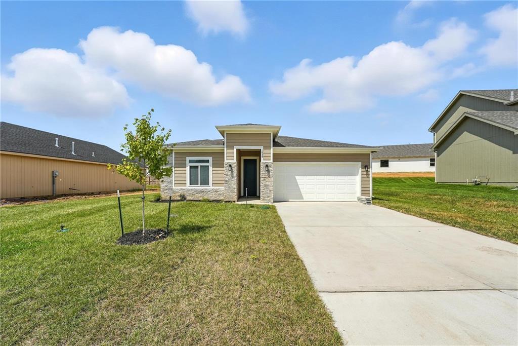 17542 Muncie Street Gardner, KS 66030 - Photo 1 of 28
