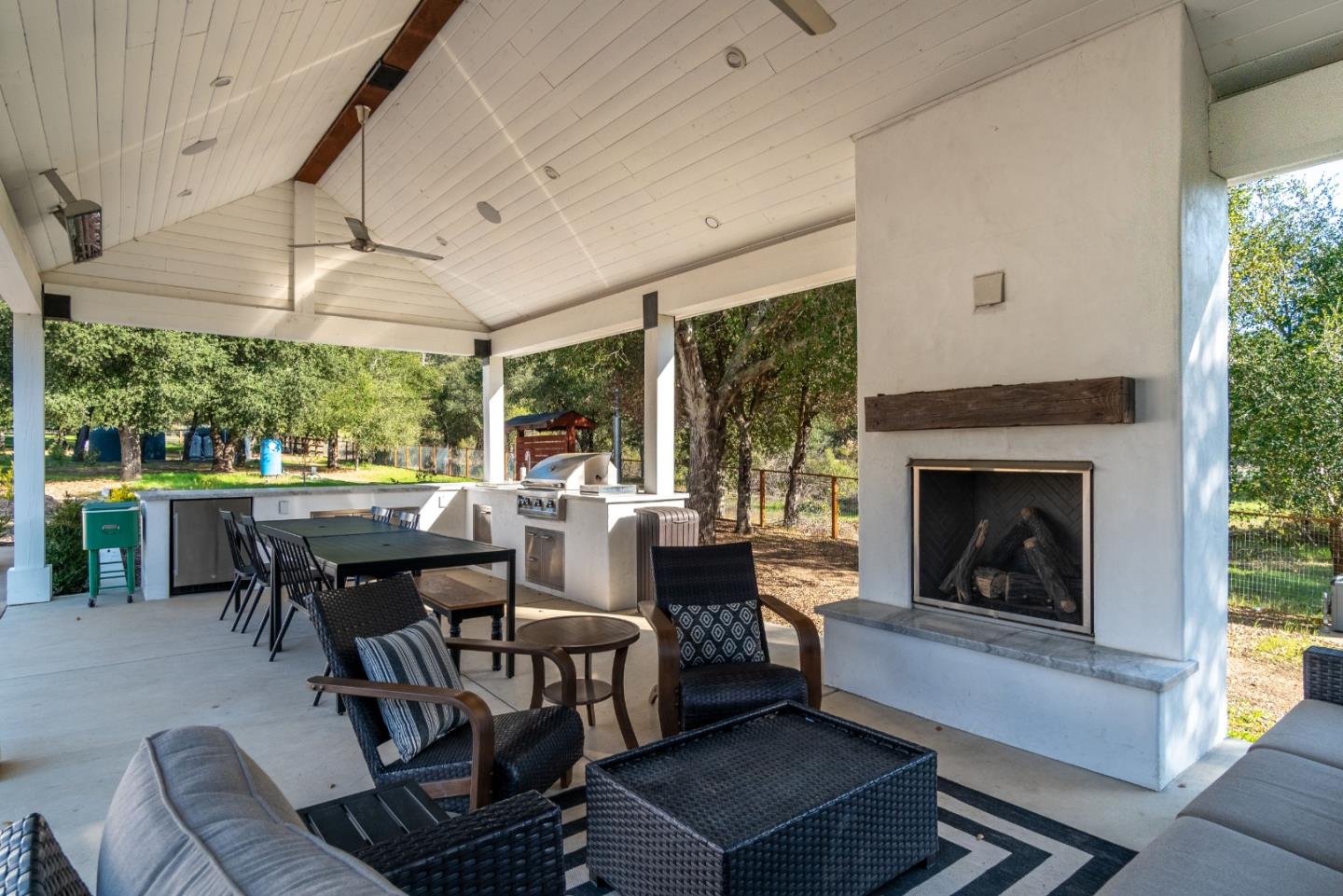 10555 Watsonville Road Gilroy, CA 95020 - Photo 44 of 79