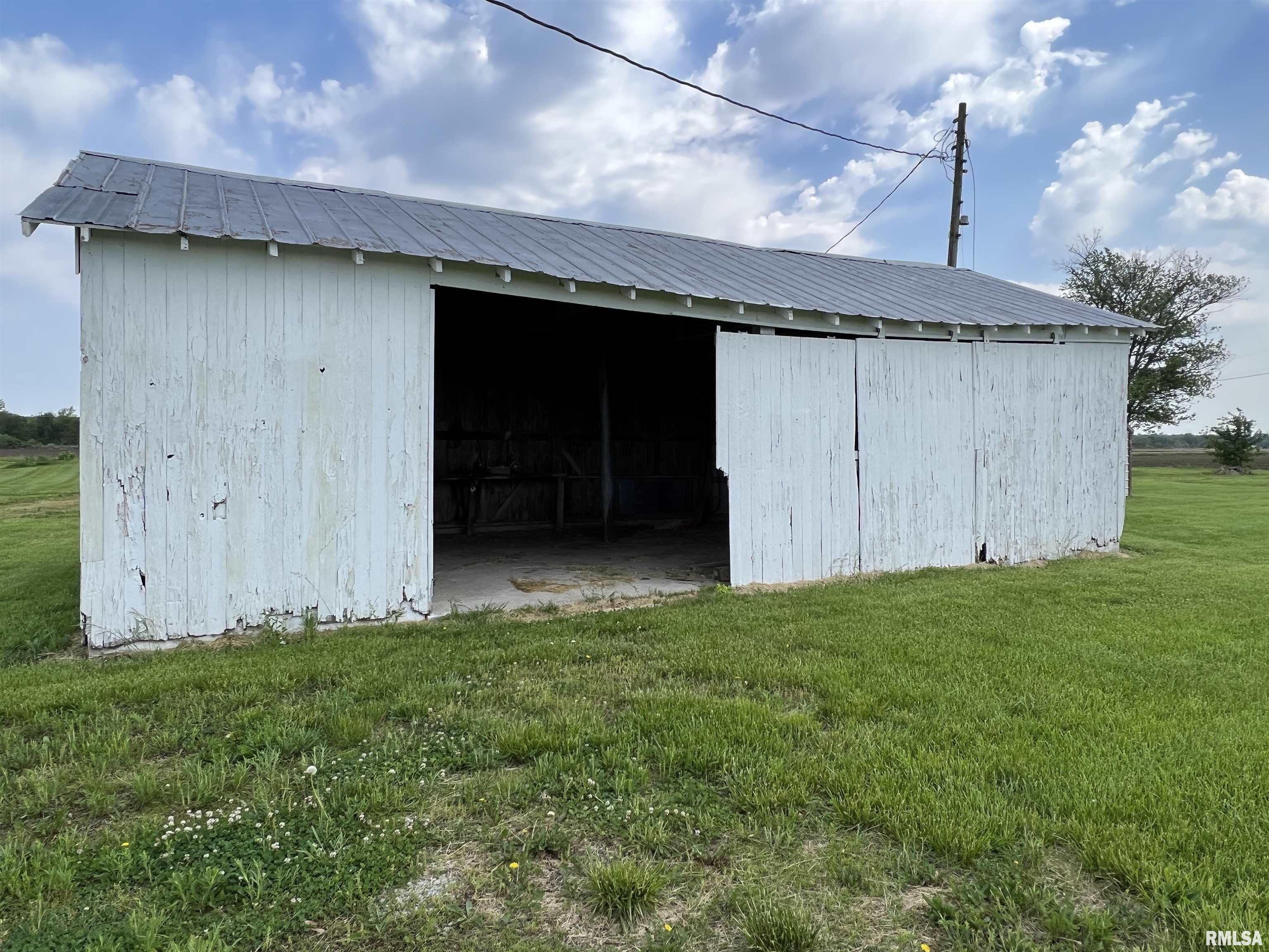 910 Middleton Street Iuka, IL 62849 - Photo 31 of 57