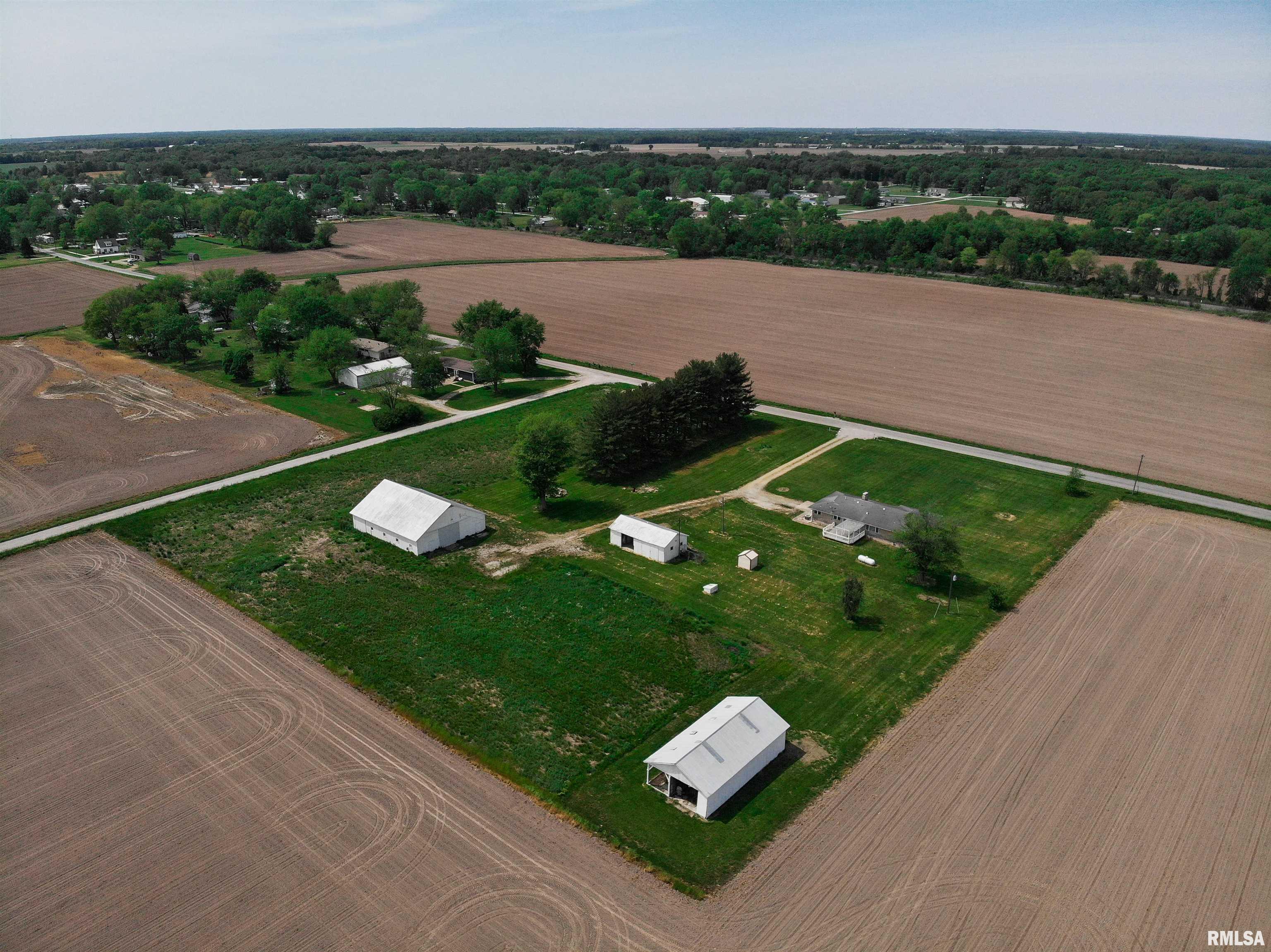 910 Middleton Street Iuka, IL 62849 - Photo 42 of 57