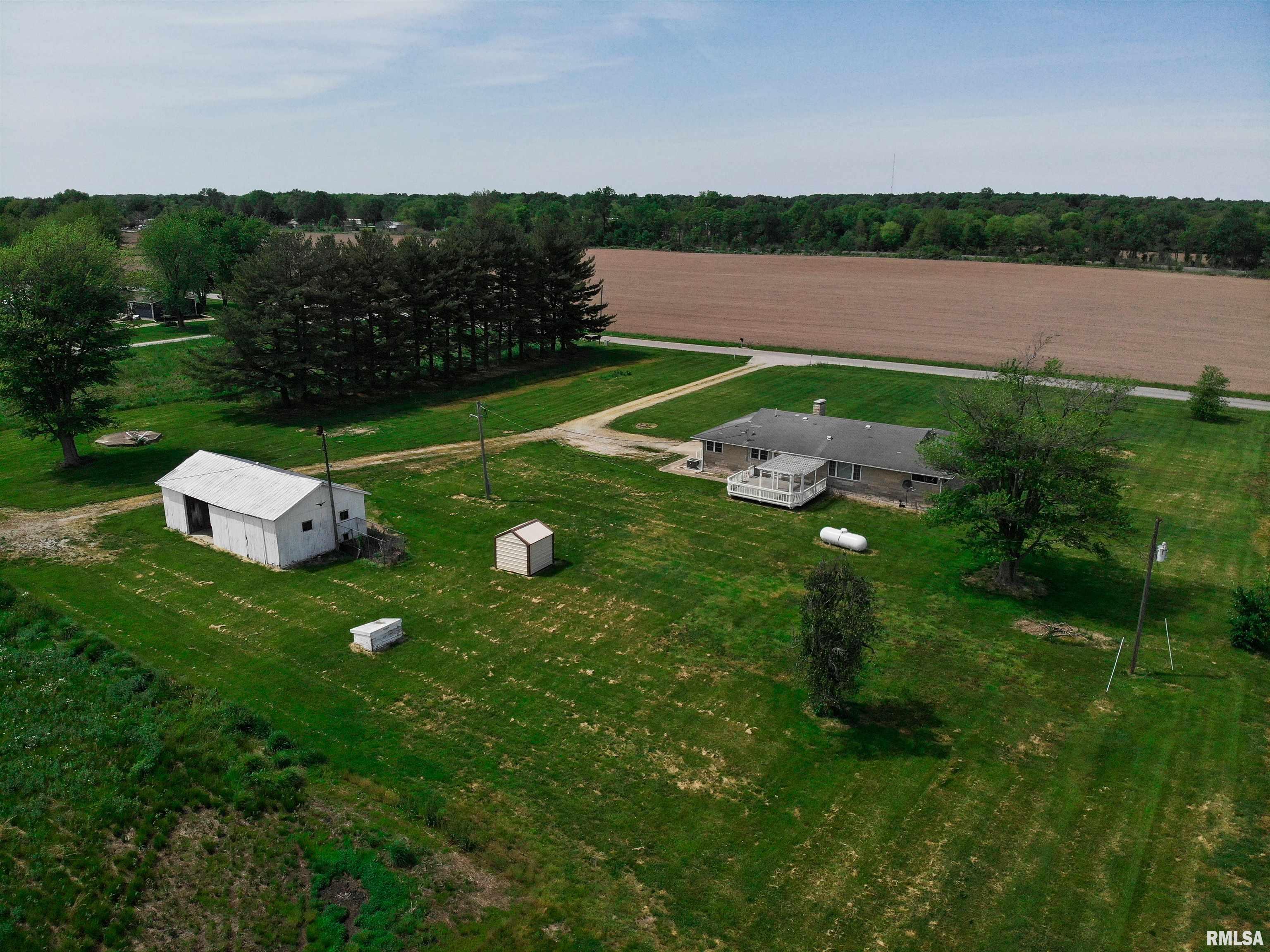 910 Middleton Street Iuka, IL 62849 - Photo 44 of 57