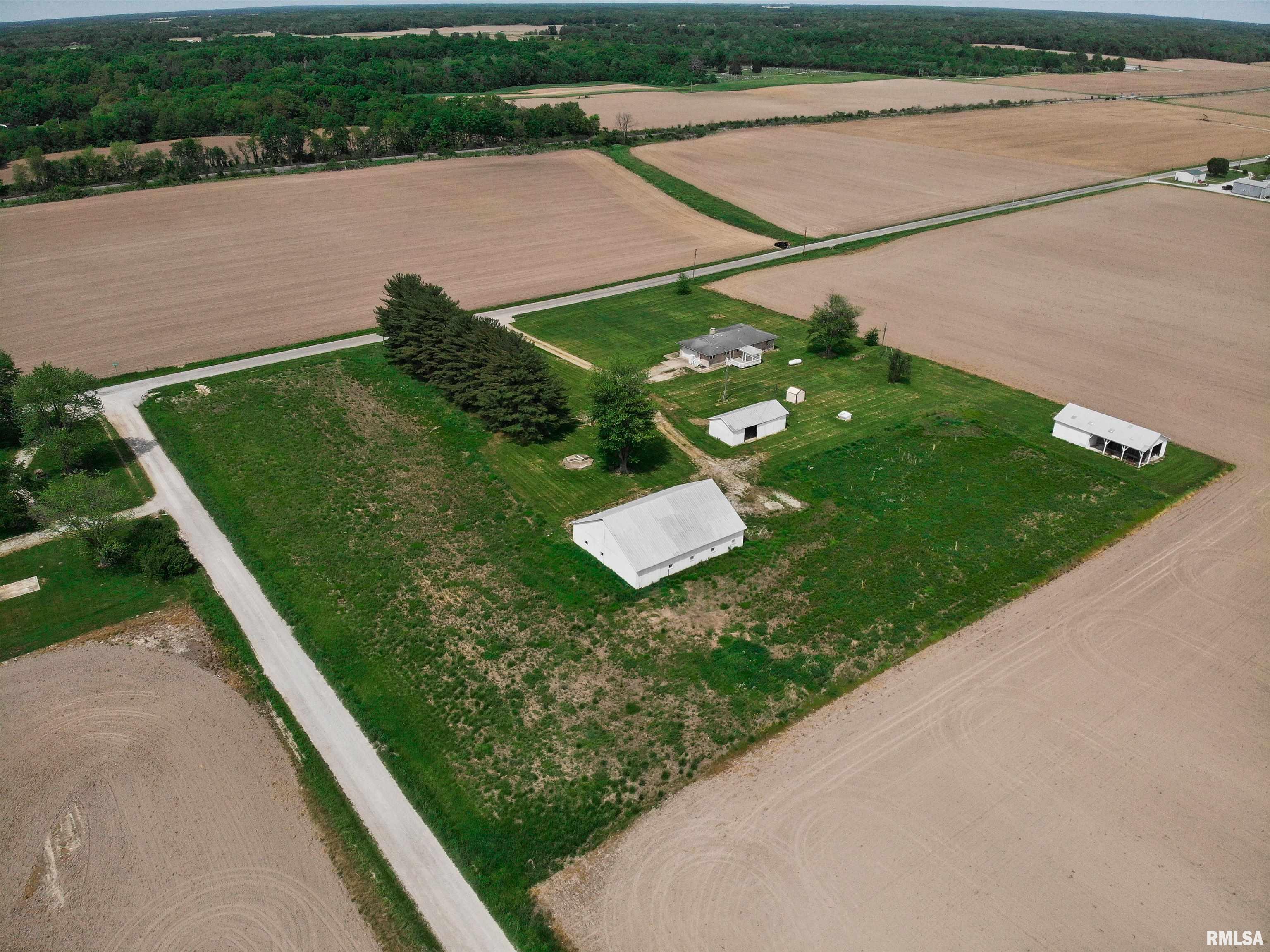 910 Middleton Street Iuka, IL 62849 - Photo 49 of 57