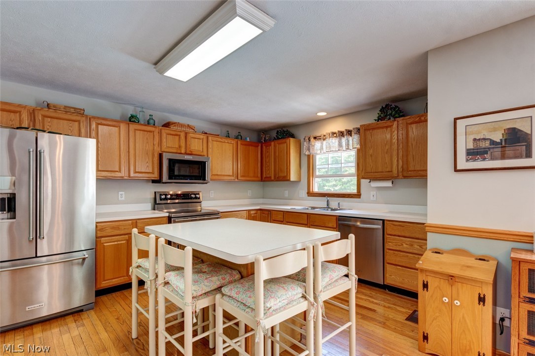 8821 Auburn Road Chardon, OH 44024 - Photo 9 of 35 Gallery Image 9