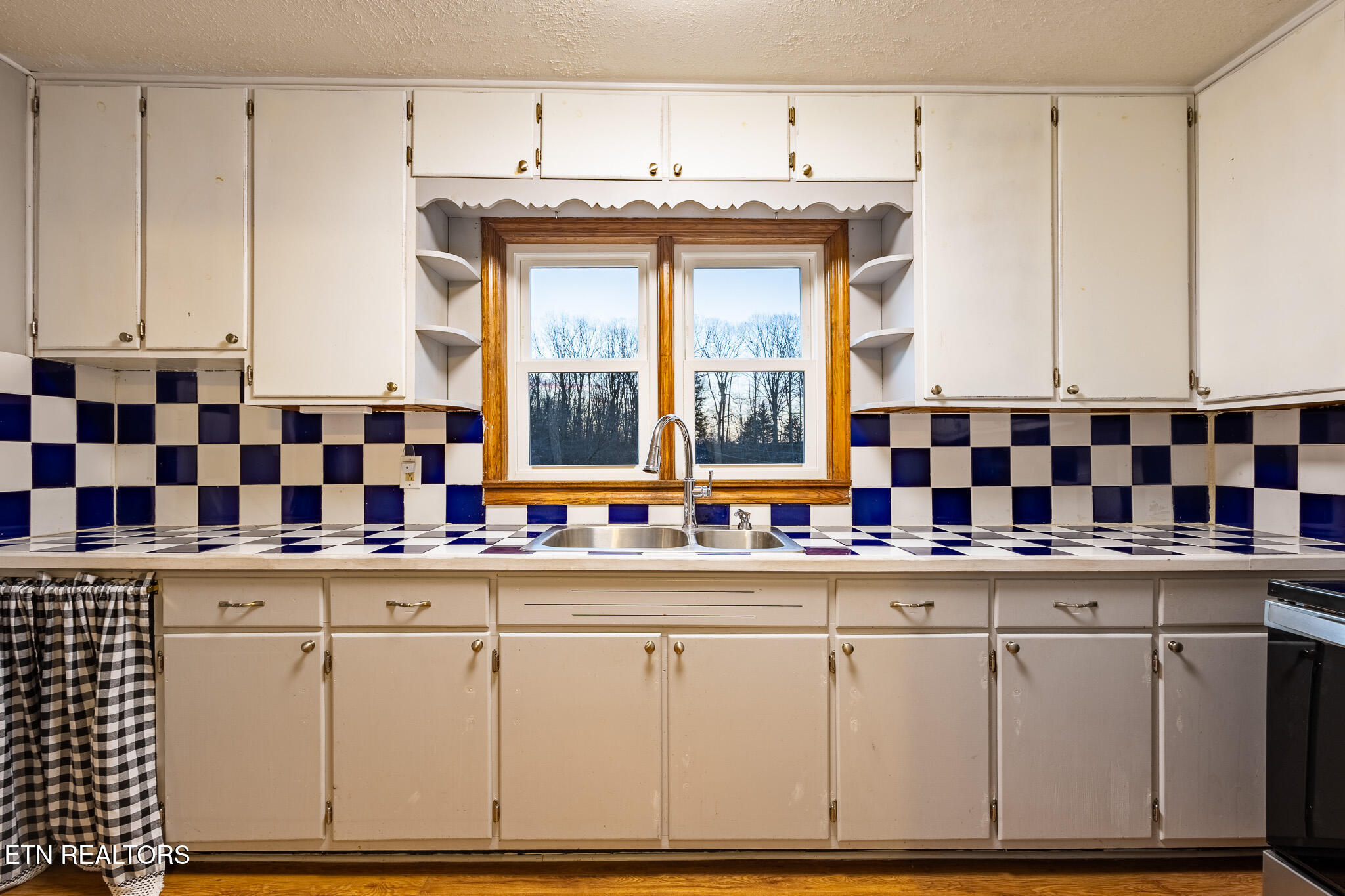 8418 Coppock Road Corryton, TN 37721 - Photo 12 of 42 1N9A8531-HDR