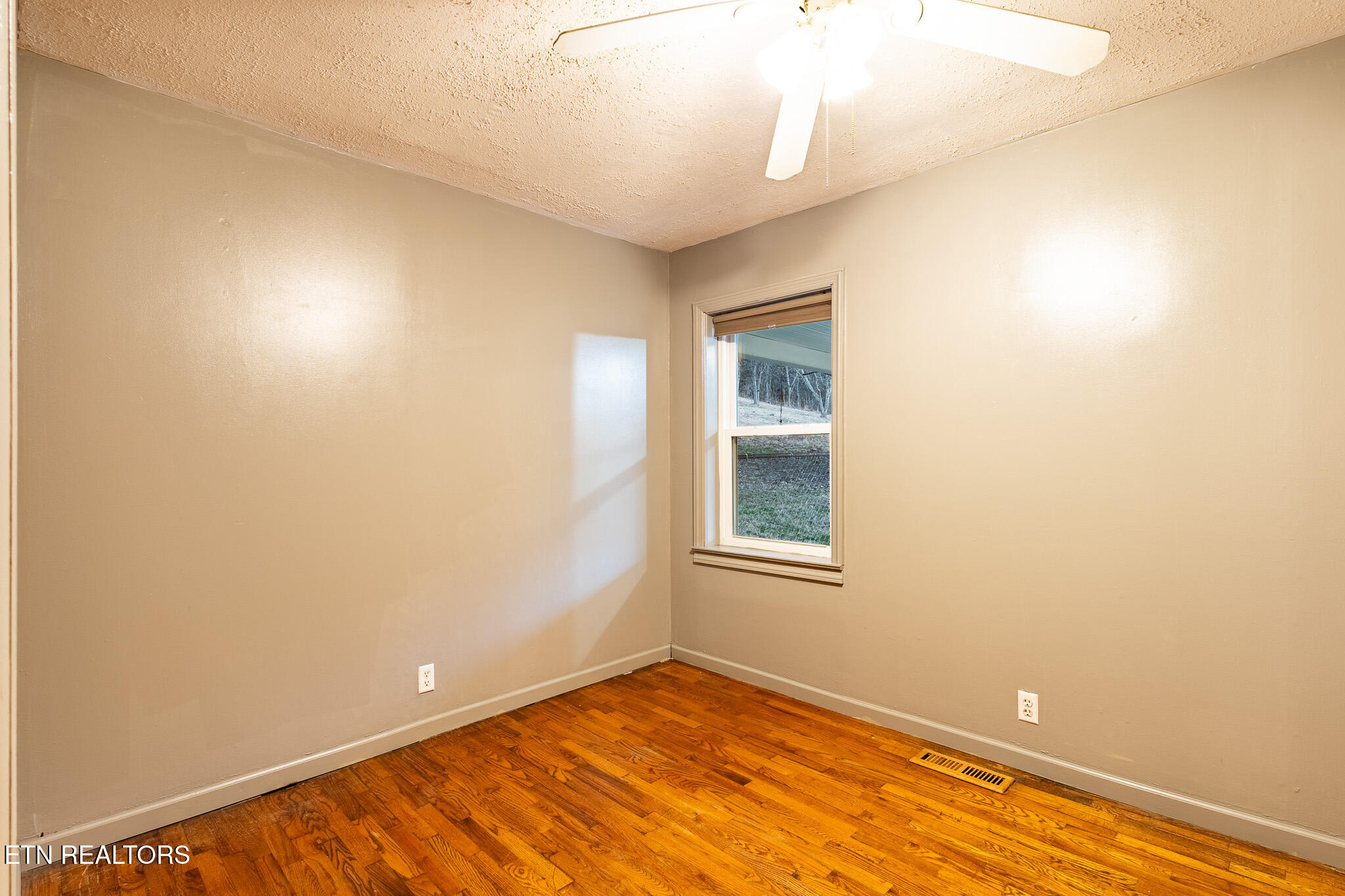 8418 Coppock Road Corryton, TN 37721 - Photo 24 of 42 1N9A8571-HDR