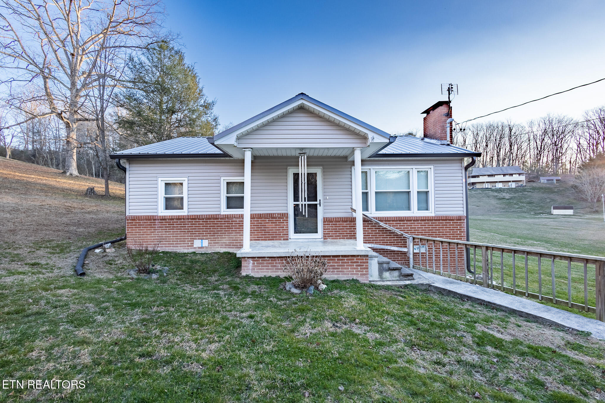 8418 Coppock Road Corryton, TN 37721 - Photo 33 of 42 1N9A8627-HDR