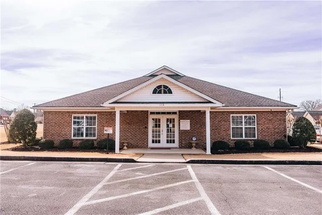 $320,000 | 106 Kensington Drive Southeast, Calhoun, GA 30701