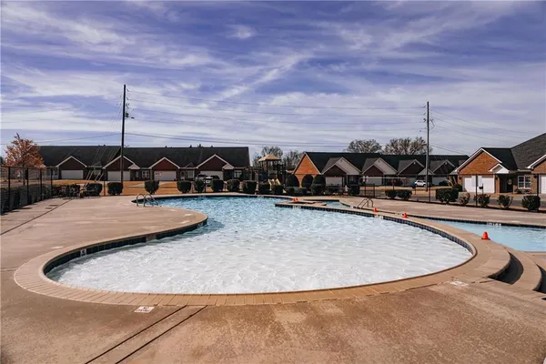 $320,000 | 106 Kensington Drive Southeast, Calhoun, GA 30701