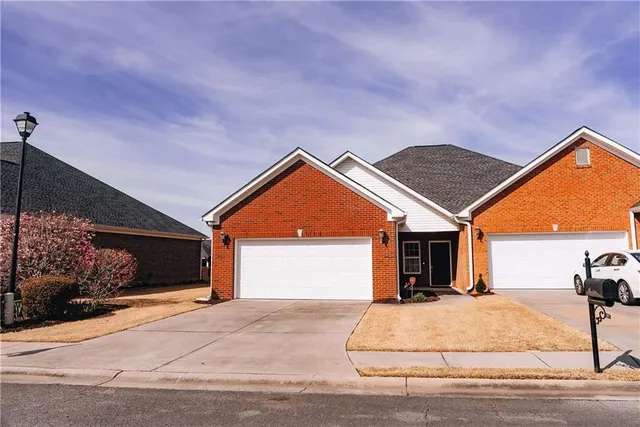 $320,000 | 106 Kensington Drive Southeast, Calhoun, GA 30701