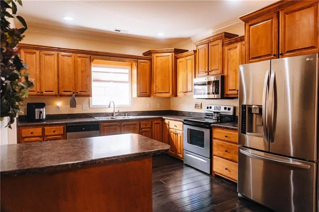 $320,000 | 106 Kensington Drive Southeast, Calhoun, GA 30701