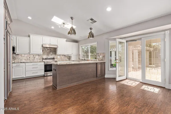 $1,224,000 | 915 West Grand Caymen Drive, Gilbert, AZ 85233