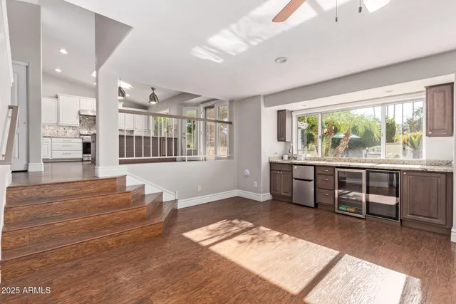 $1,275,000 | 915 West Grand Caymen Drive, Gilbert, AZ 85233