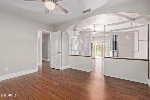 $1,275,000 | 915 West Grand Caymen Drive, Gilbert, AZ 85233