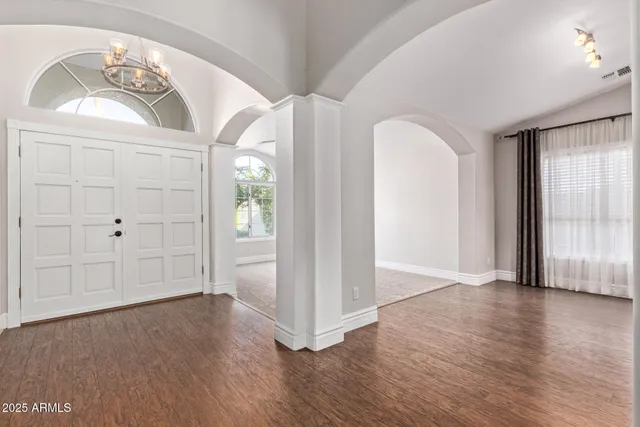 $1,275,000 | 915 West Grand Caymen Drive, Gilbert, AZ 85233