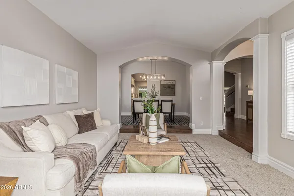 $1,224,000 | 915 West Grand Caymen Drive, Gilbert, AZ 85233