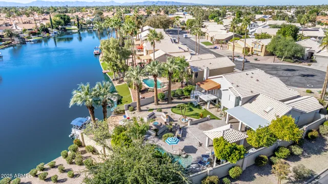 $1,275,000 | 915 West Grand Caymen Drive, Gilbert, AZ 85233