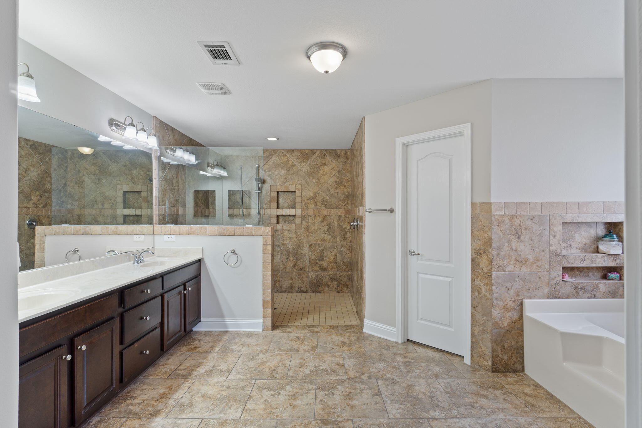 2365 Crescent Road Navarre, FL 32566 - Photo 16 of 67 16-web-or-mls-Final-1