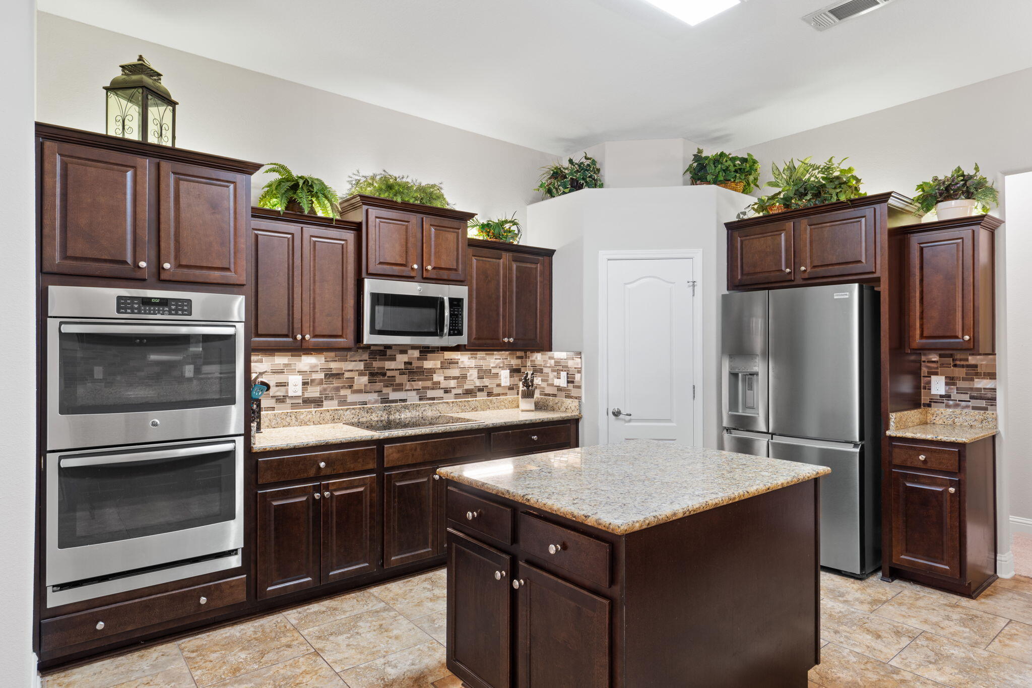 2365 Crescent Road Navarre, FL 32566 - Photo 9 of 67 9-web-or-mls-Final-19