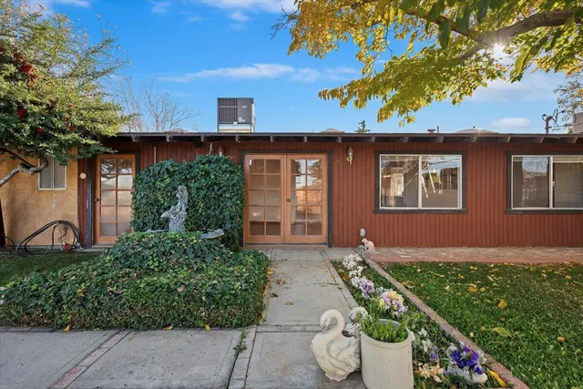 a view of a entrance gate of a house