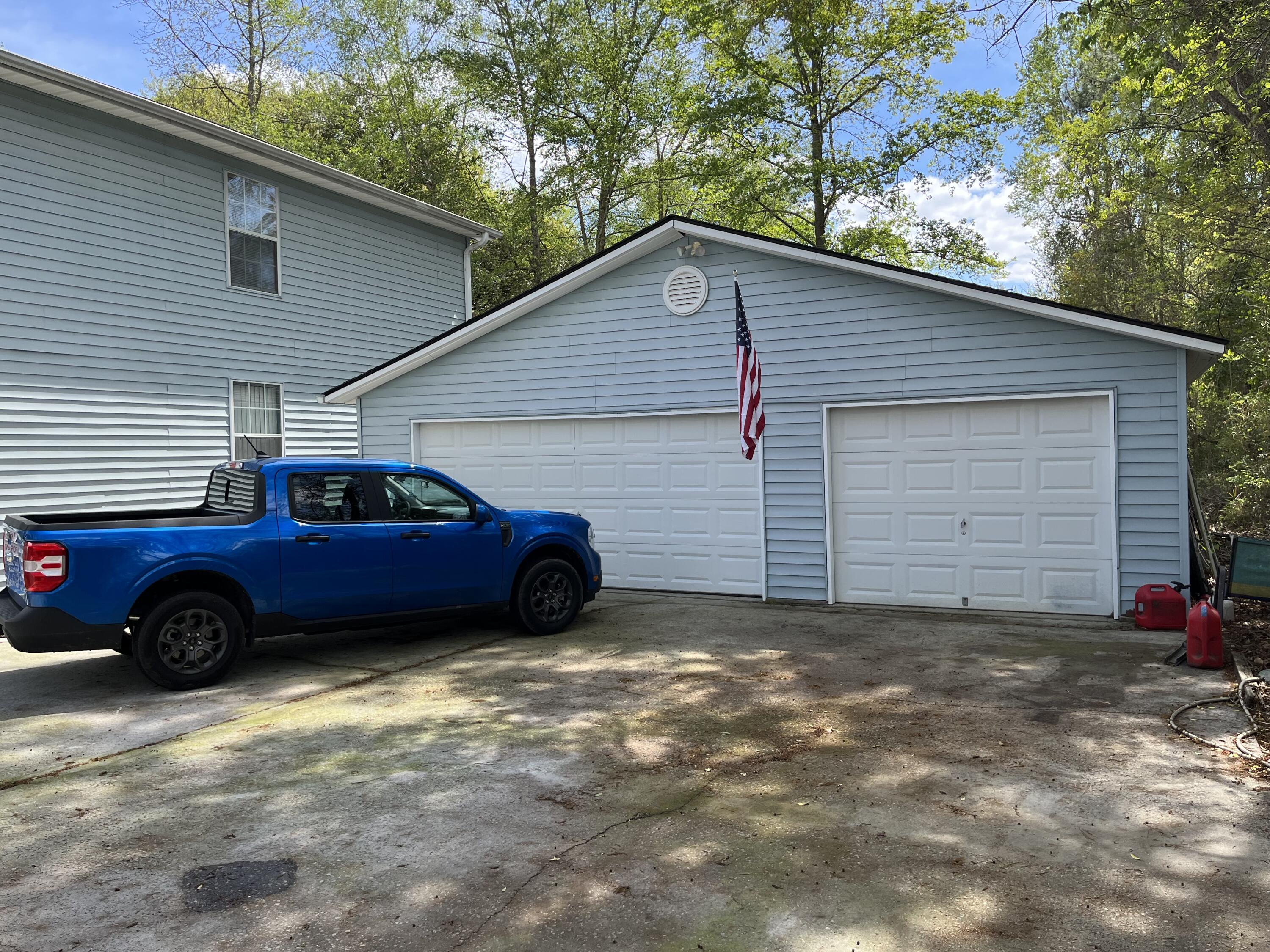 1011 Umbria Road Moncks Corner, SC 29461 - Photo 2 of 15 AA030BC4-CA3E-481E-B789-B83977072AAB