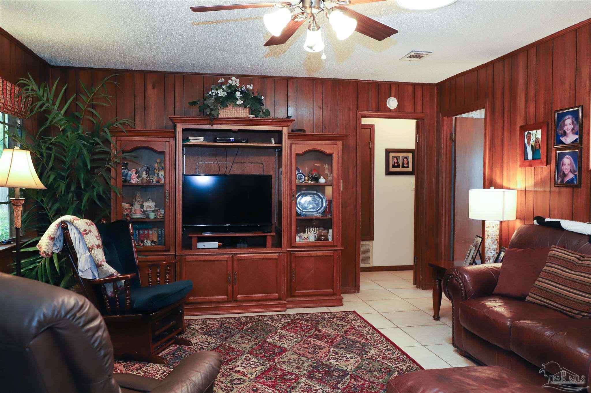 4175 April Road Pensacola, FL 32504 - Photo 12 of 42 Gallery Image 12